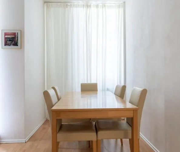 Διαμέρισμα Spacious Stone Βιέννη